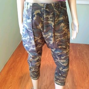 NLST Camouflage Harem Cropped Pants Size 28
